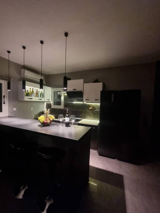 Luxvilla Agioi Deka  Luaran gambar