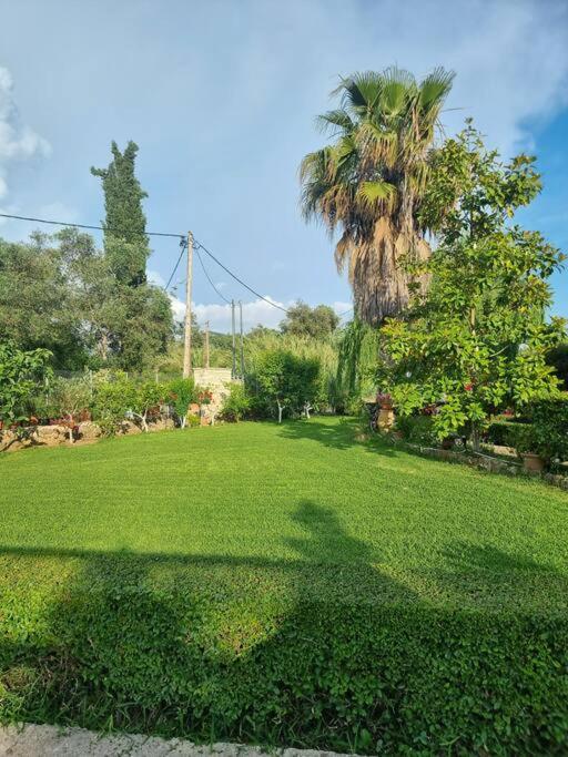 Luxvilla Agioi Deka  Luaran gambar