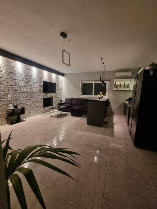 Luxvilla Agioi Deka  Luaran gambar