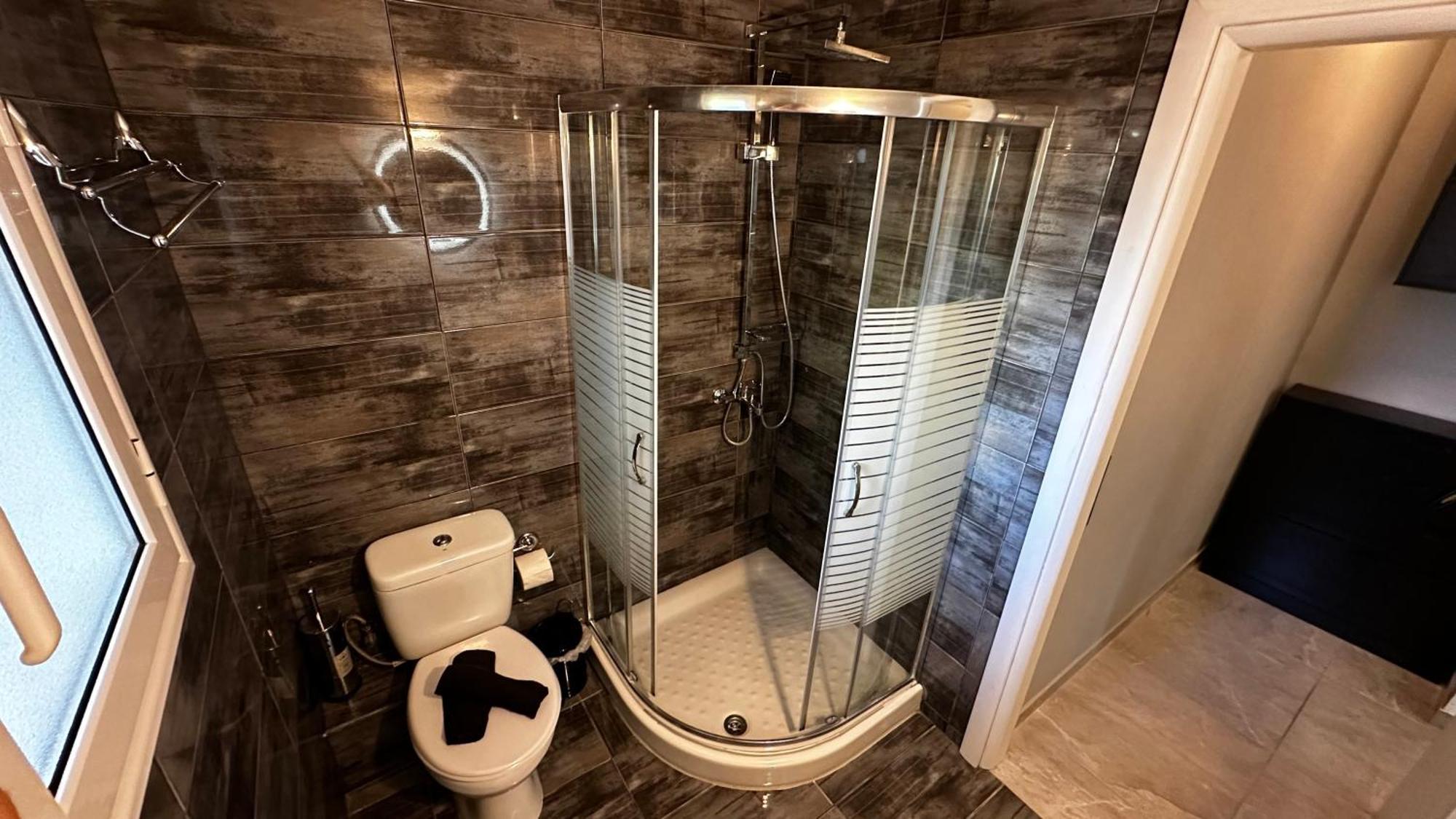 Luxvilla Agioi Deka  Luaran gambar